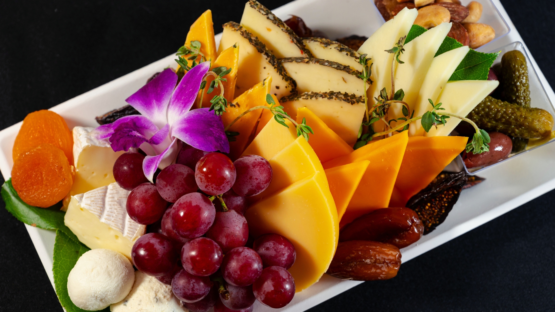 Gourmet aviation catering and culinary presentations